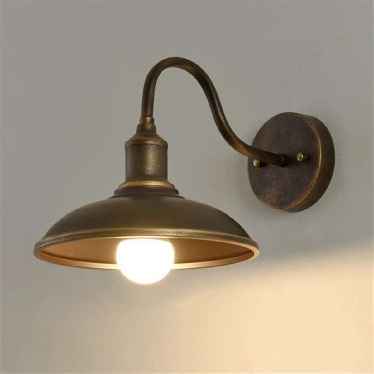 # Lampu Dinding Luar Ruangan V - Outdoor Lighting Vintage ulasan dan harga